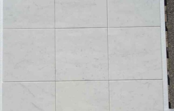 5,5 mq – Bianco Carrara cm 30,5 x 30,5 x 1