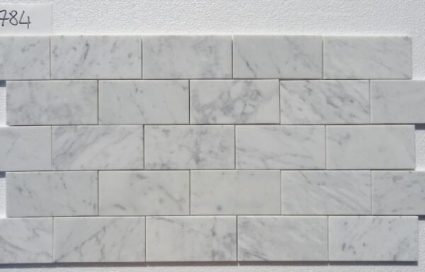 19 mq – Bianco Carrara cm 7,5 x 15 x 1
